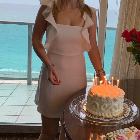 BCBGeneration Double Weave Ruffle Sleeve White Dress - Picture 2 of 9